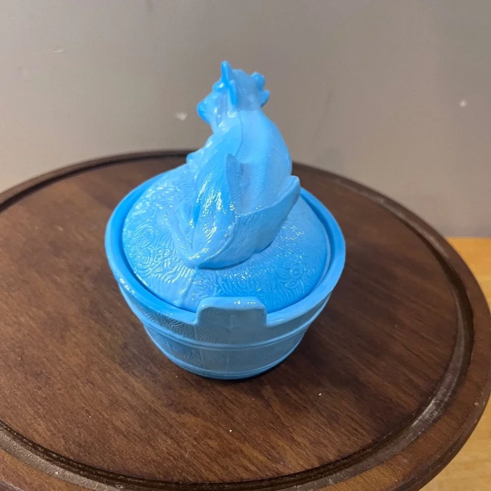 Vtg Westmoreland Blue Slag Glass Cow on Nest Tub Lidded Butter Dish